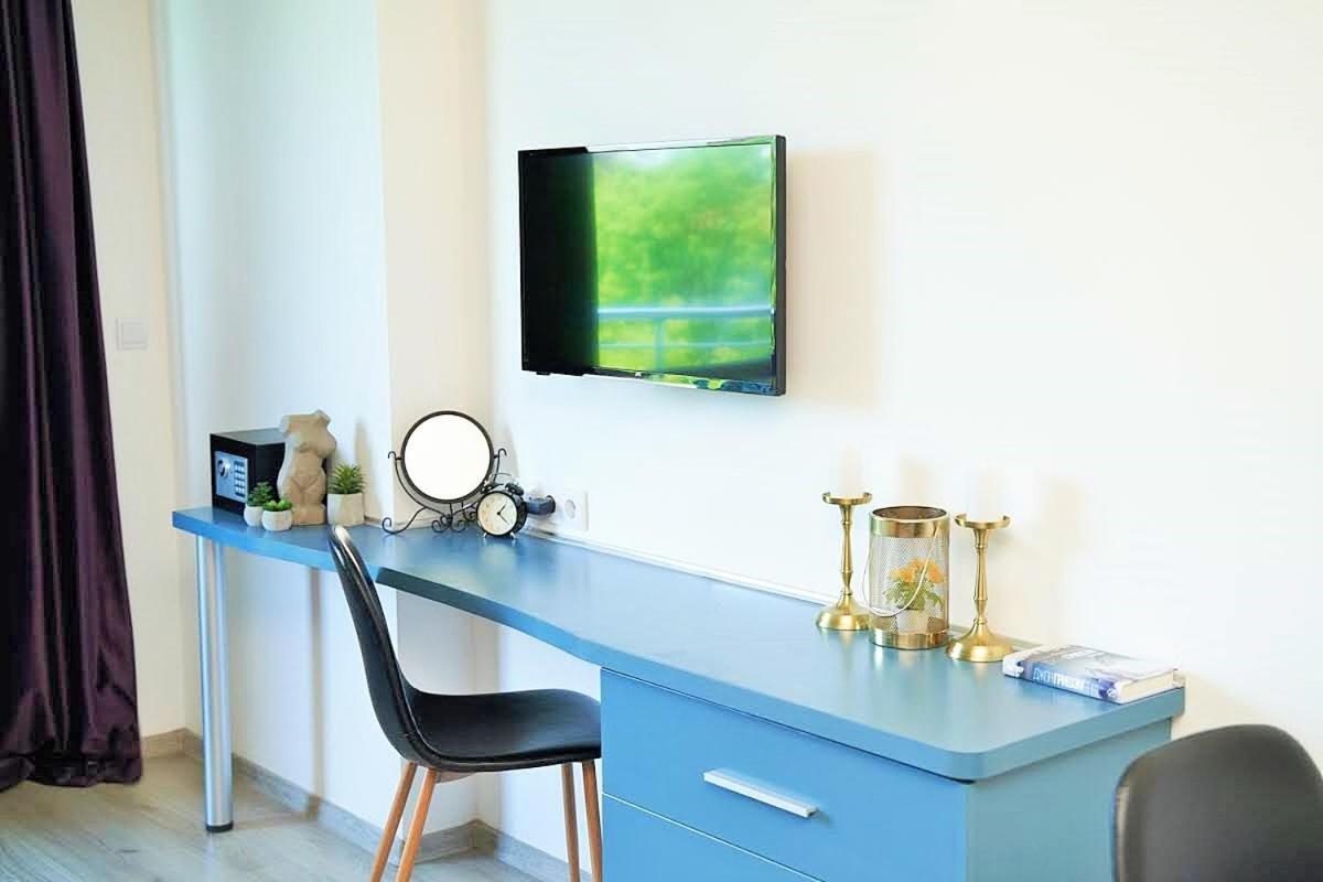 Design Studio In Atlantis Resort&Spa, Burgas Airport Extérieur photo